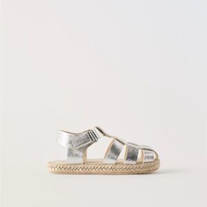 Zara Girls Silver Sandals UK Size 24 (US Size 8), New(my daughter tried them on)